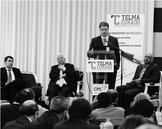 FIVE TABLE STYLES I’M LOVING NOW